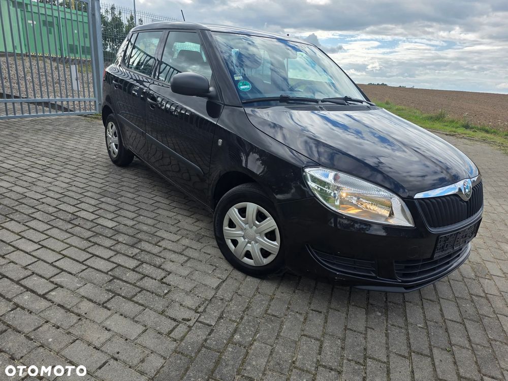 Skoda Fabia 1.2 HTP COOL EDITION - 2