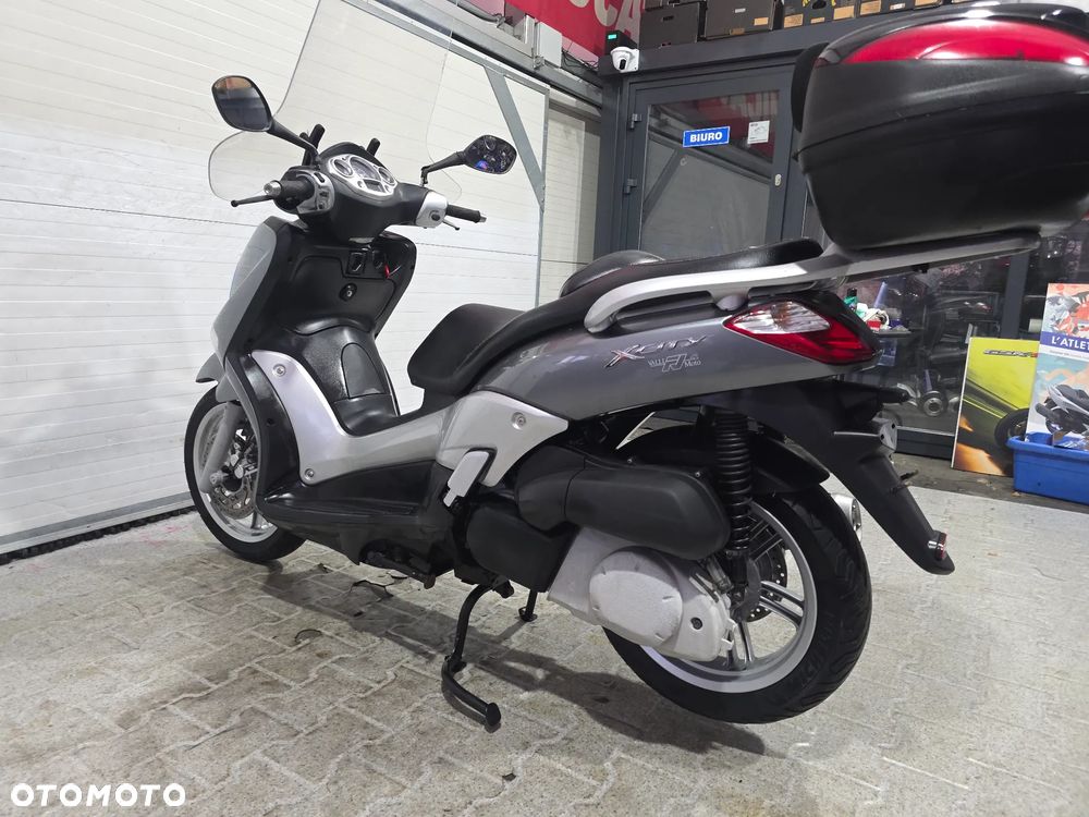 Yamaha X-max - 21
