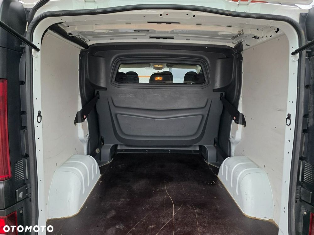 Opel Vivaro - 19