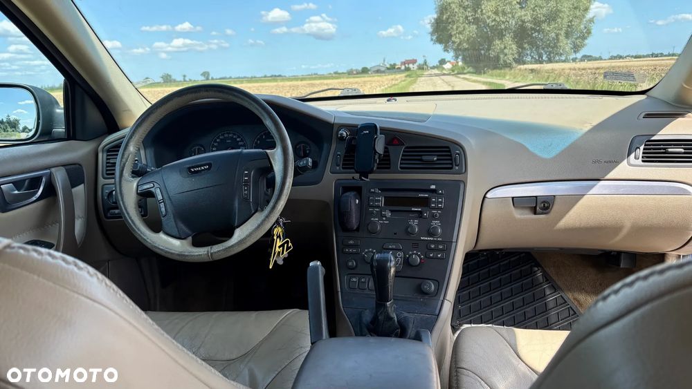 Volvo V70 Cross Country 2.4 AWD - 8