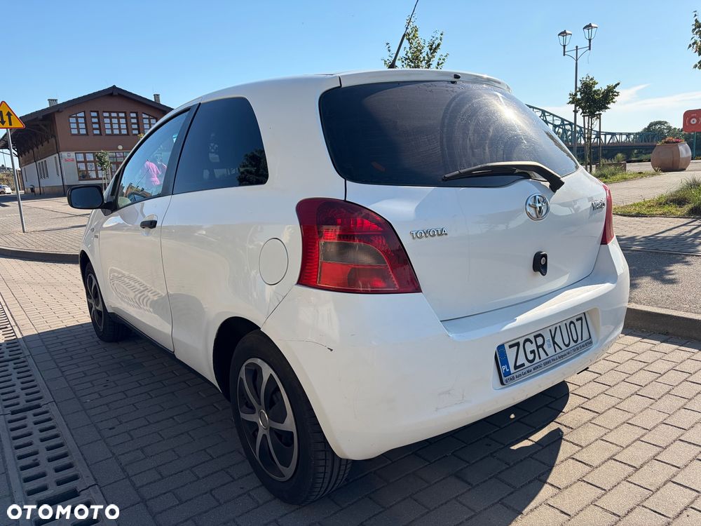 Toyota Yaris 1.4 D-4D Terra A/C - 7