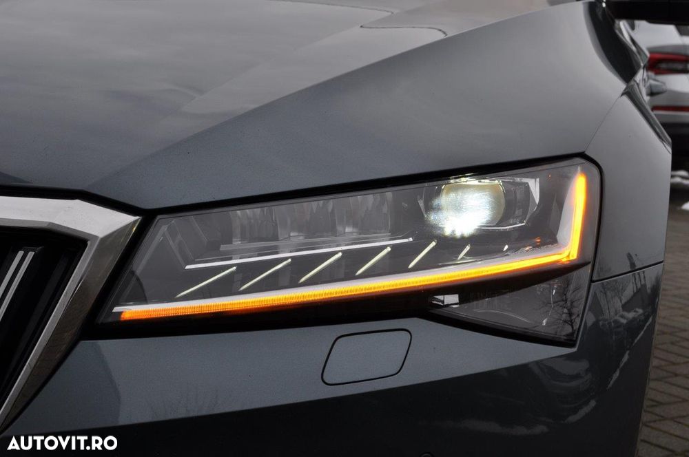 Skoda Superb 2.0 TSI DSG Style - 5