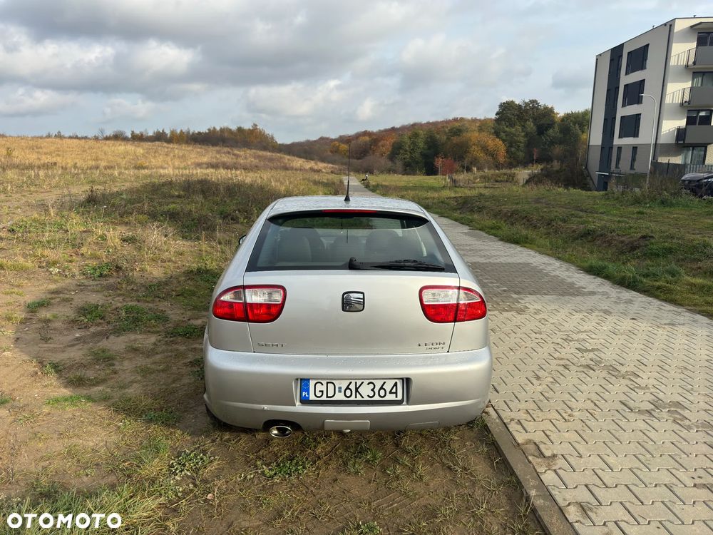 Seat Leon 1.8T Top Sport - 4