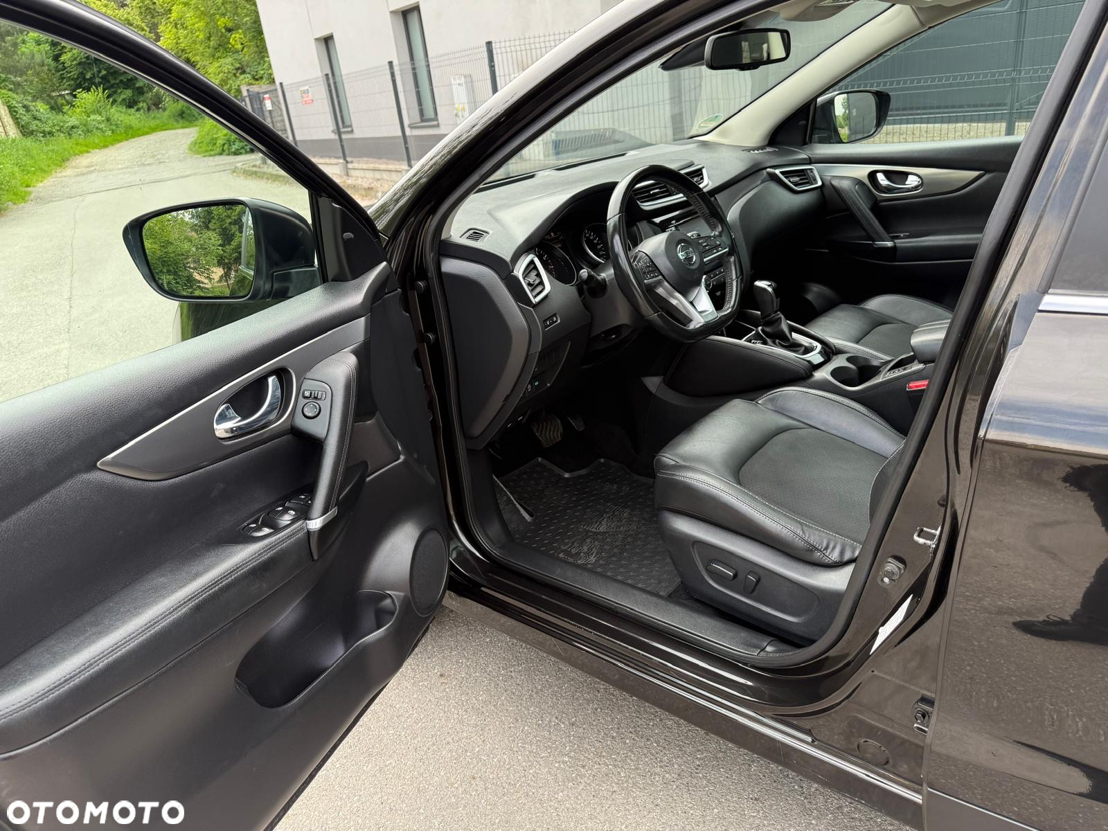 Nissan Qashqai - 12