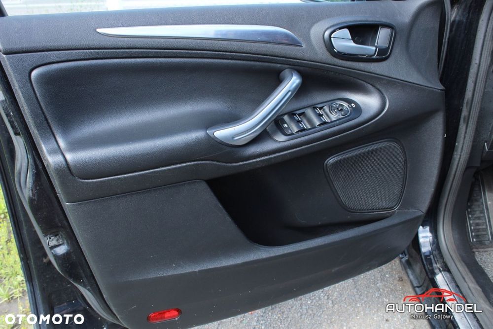 Ford S-Max - 9