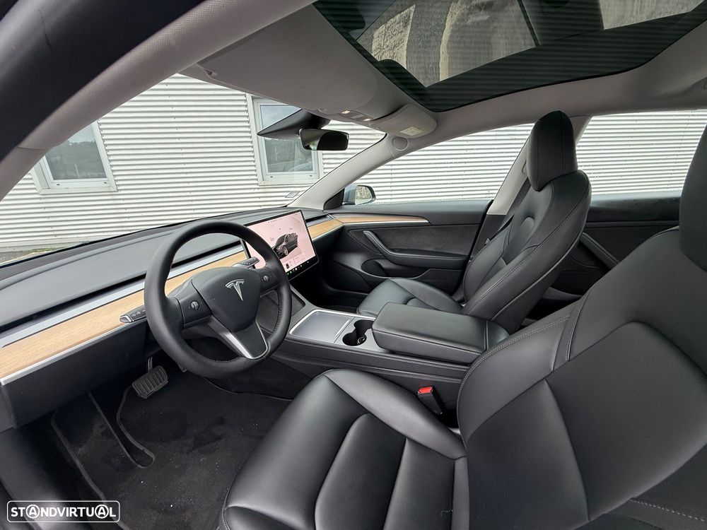 Tesla Model 3 Long Range Tração Traseira - 8