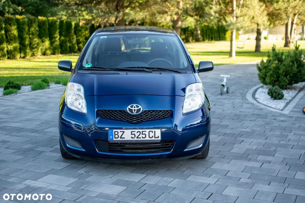 Toyota Yaris - 4
