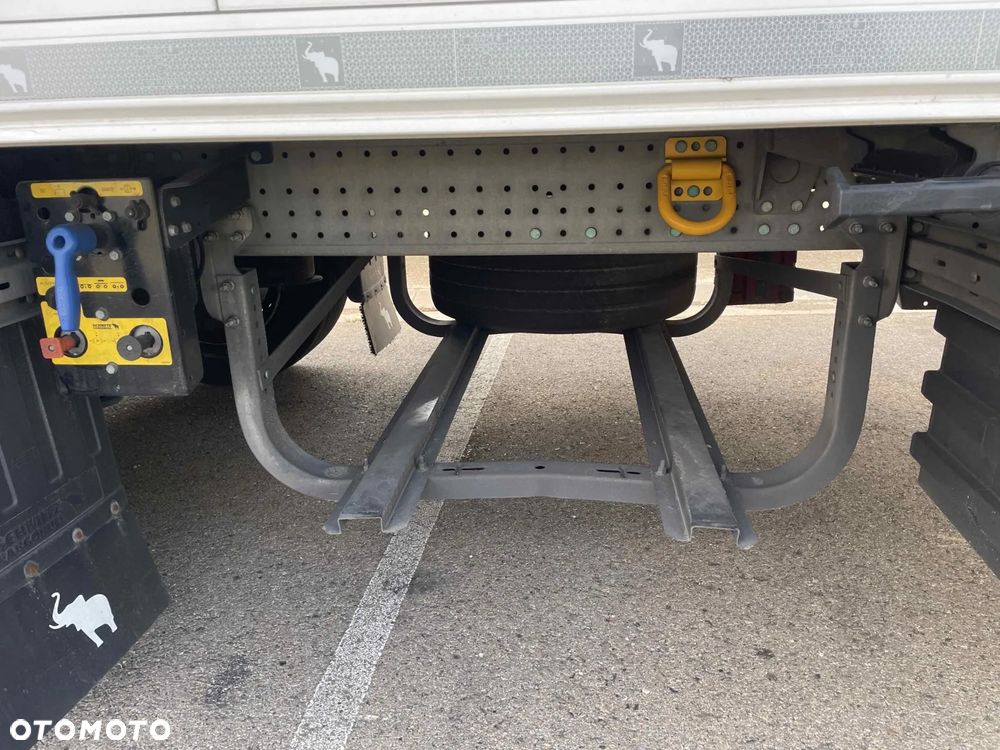 Schmitz Cargobull - 4