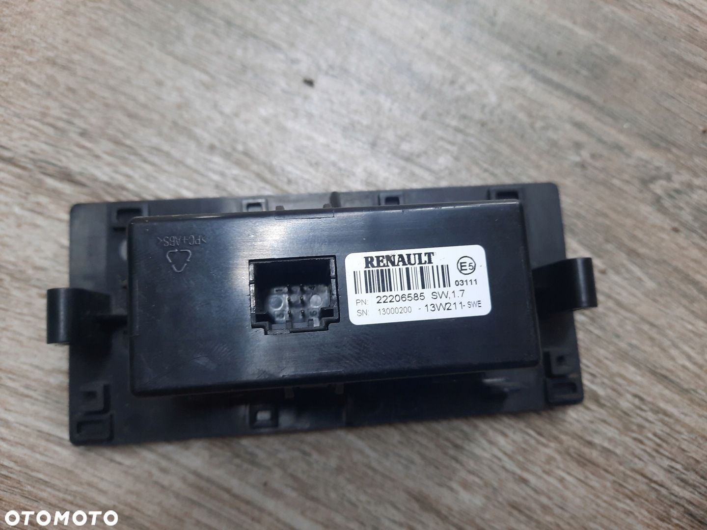 WYŚWIETLACZ CZUJNIK STEROWNIK PANEL RENAULT GAMA T - 2