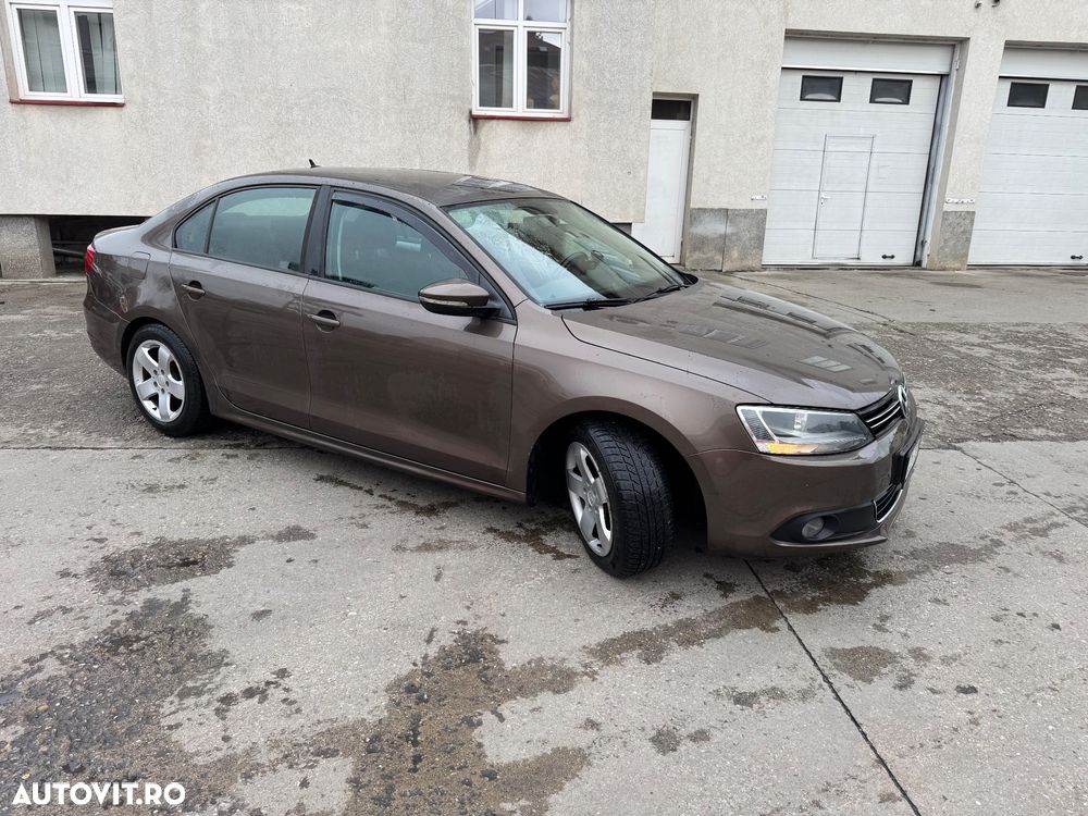 Volkswagen Jetta 1.6 TDI DPF Comfortline - 1