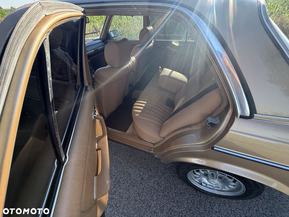 Mercedes-Benz W123 - 6