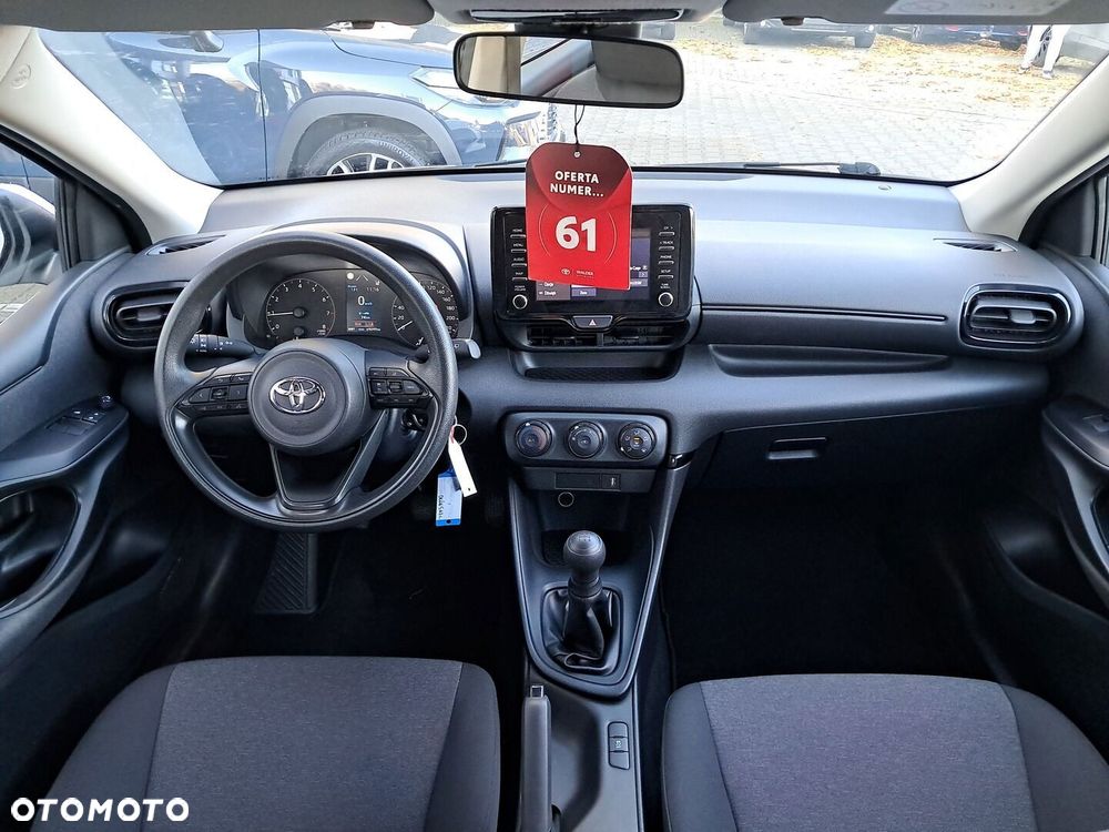 Toyota Yaris - 18