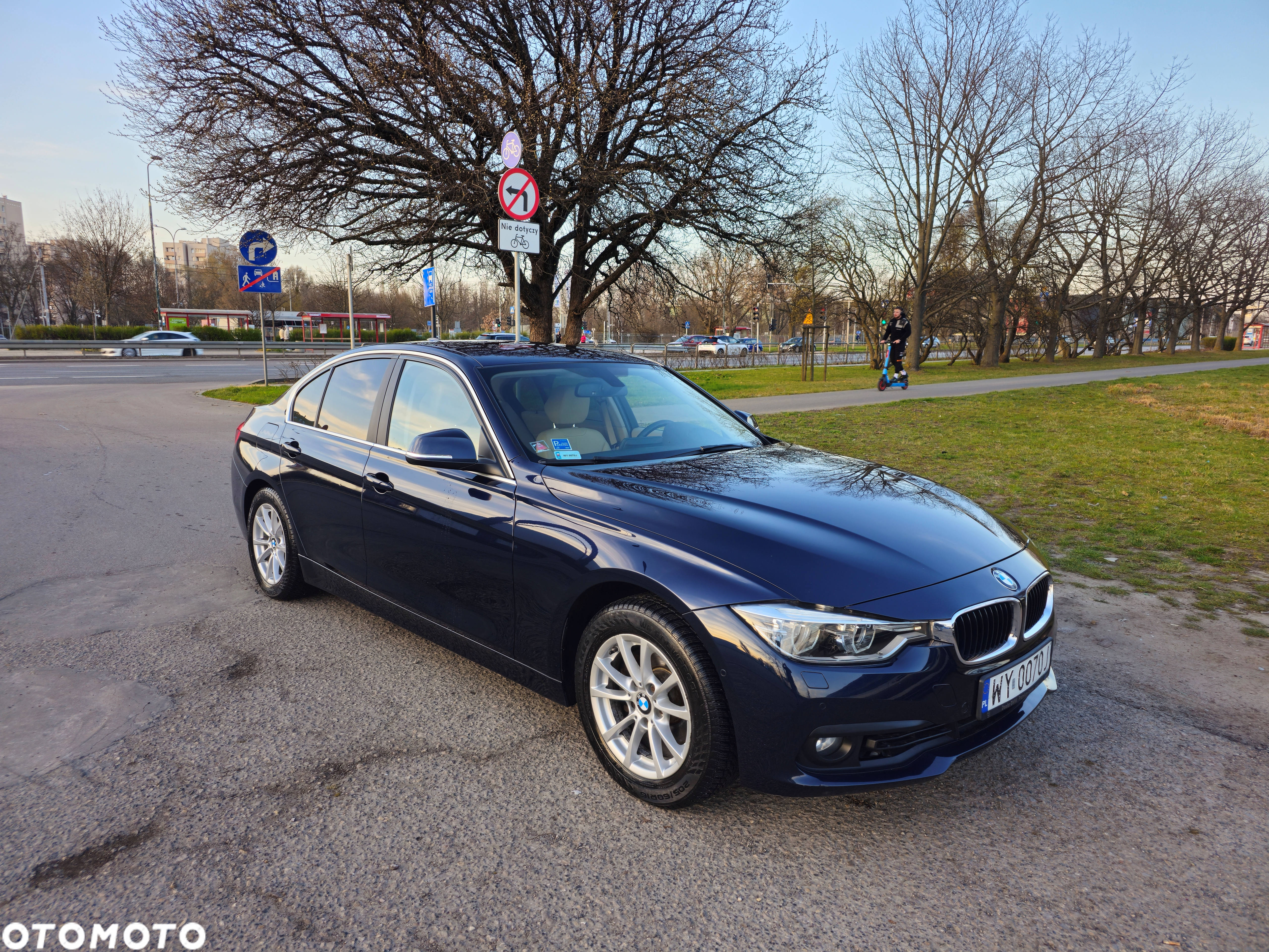 BMW Seria 3 318i Luxury Line - 8