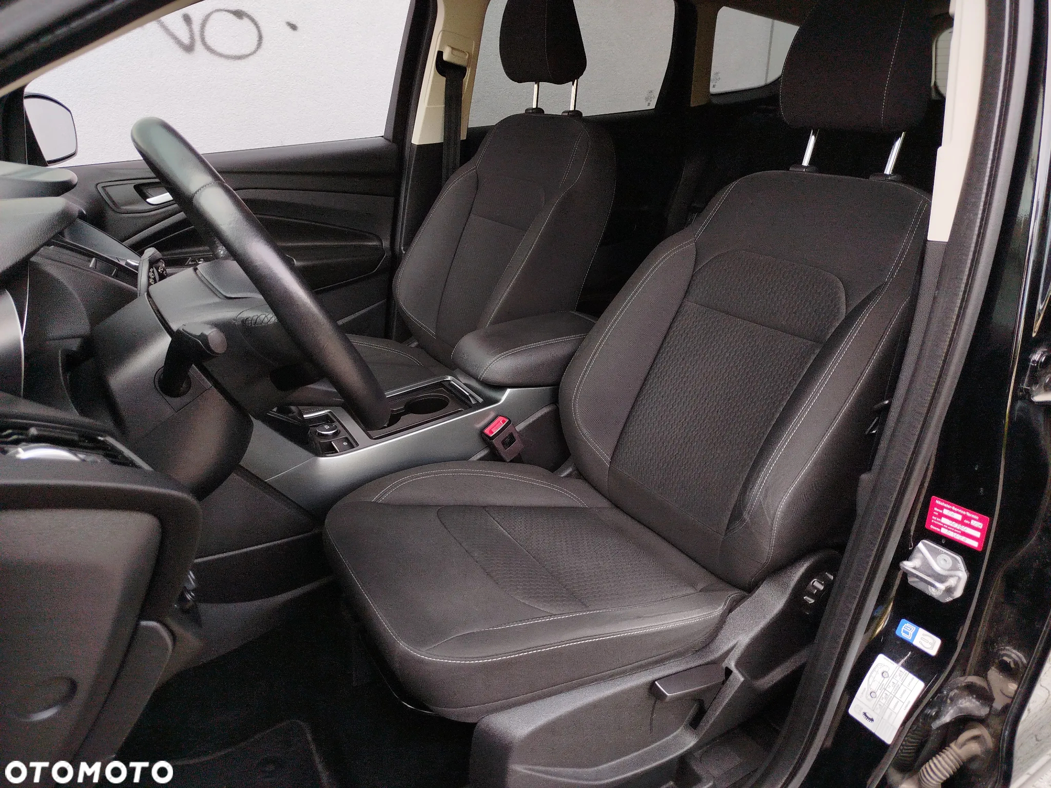 Ford Kuga 1.5 EcoBoost 2x4 Business Edition - 9