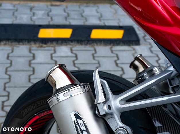 Suzuki GSX-R - 6