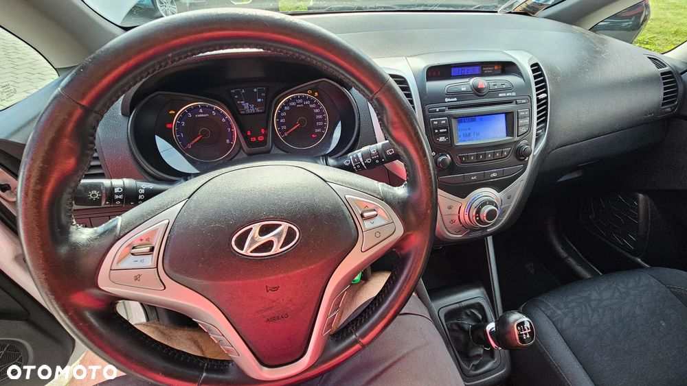 Hyundai ix20 1.4 blue Comfort - 35