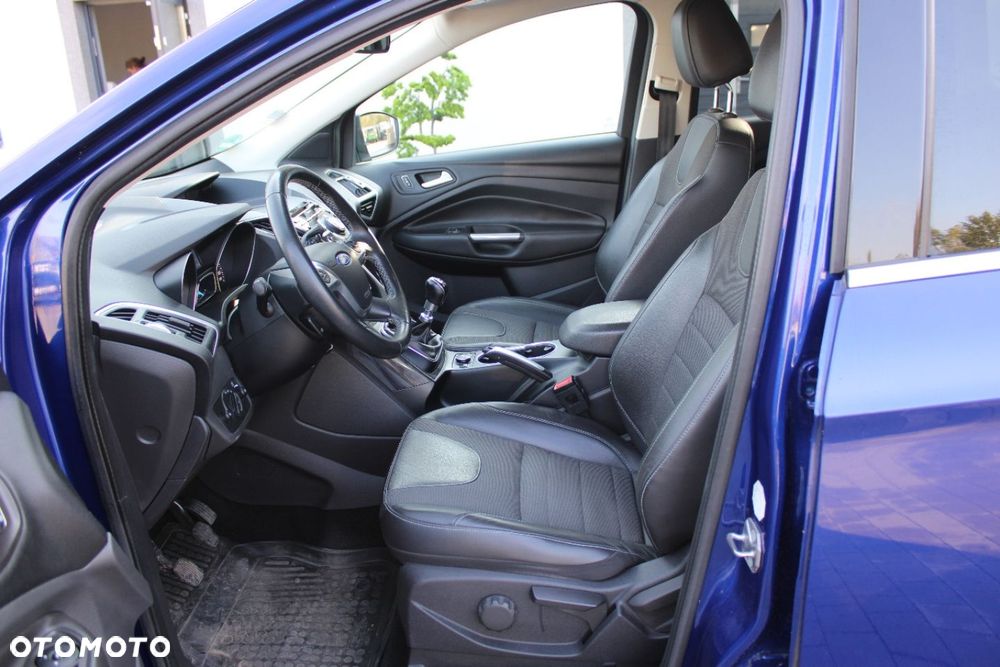Ford Kuga - 20
