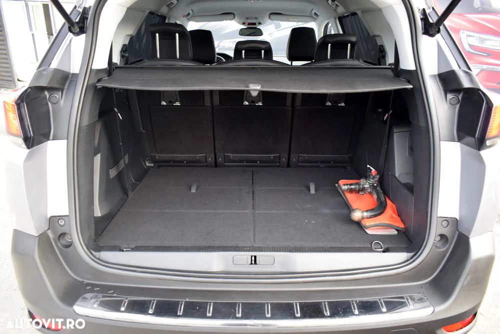 Peugeot 5008 BlueHDI 130 EAT8 Allure - 14