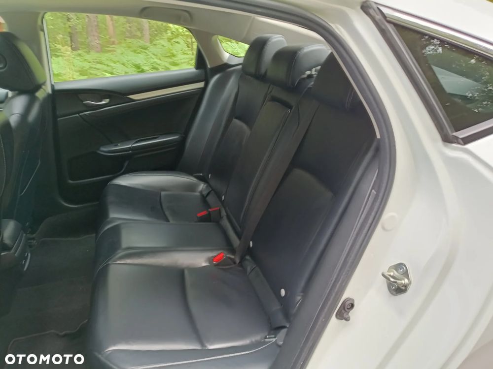 Honda Civic 1.5 T Prestige (Navi) - 12