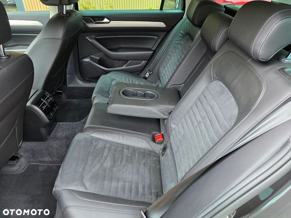 Volkswagen Passat Variant - 17