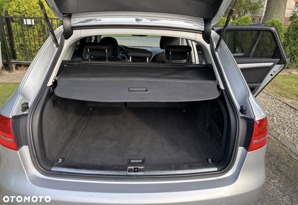 Audi A4 Avant - 12
