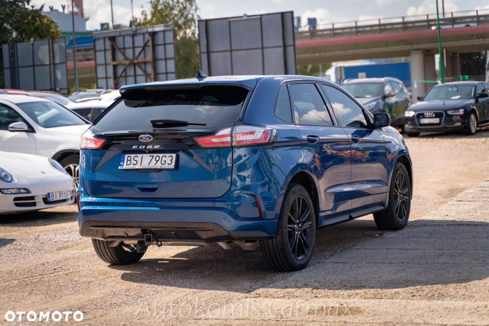 Ford Edge - 8
