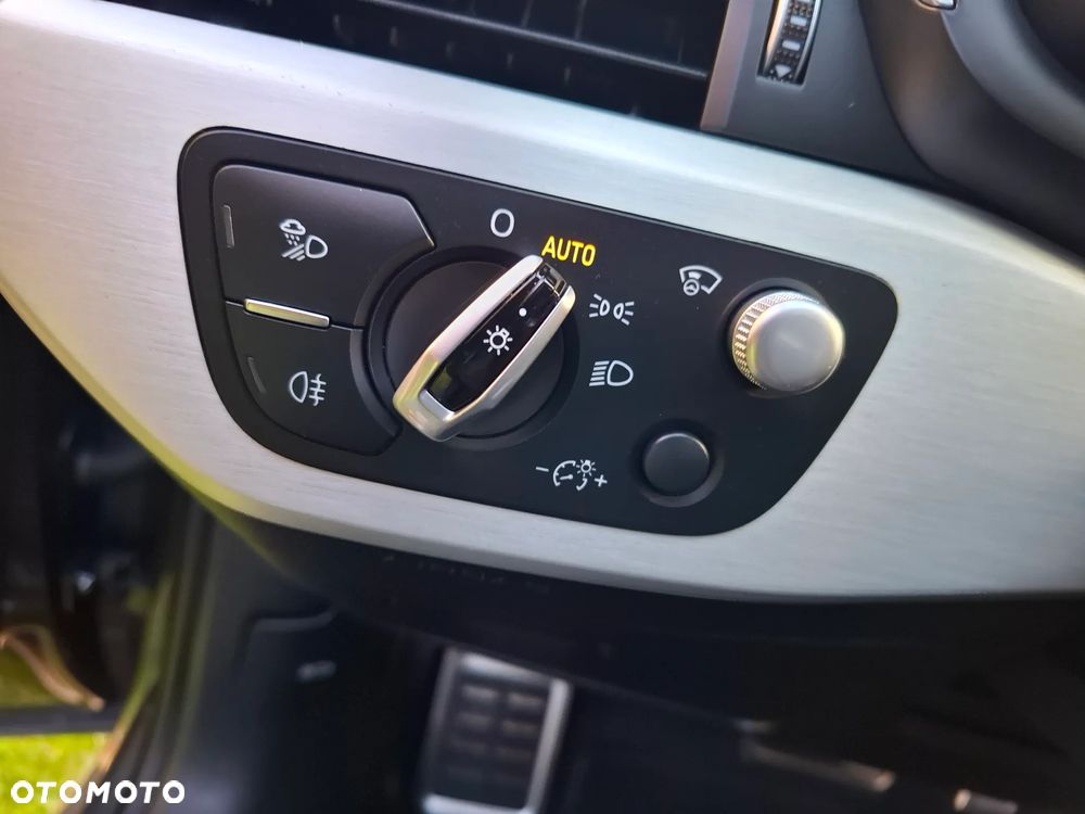 Audi A4 Limousine 45 TFSI quattro S tronic S line - 25