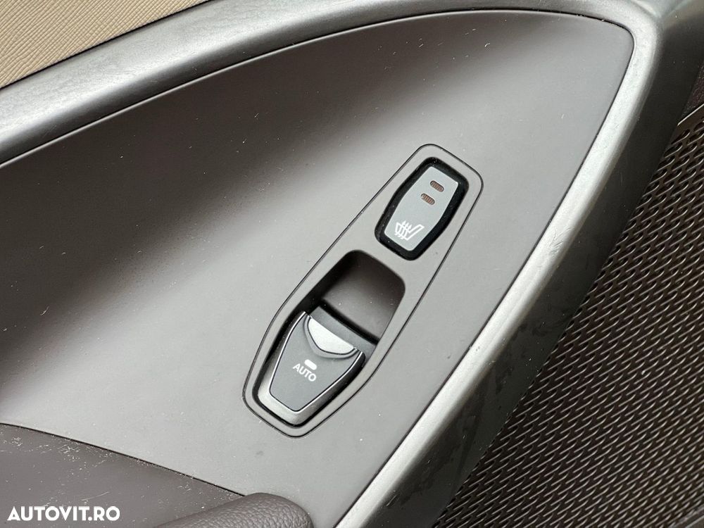 Hyundai Santa Fe 2.2 CRDi 4WD 8AT Luxury - 22