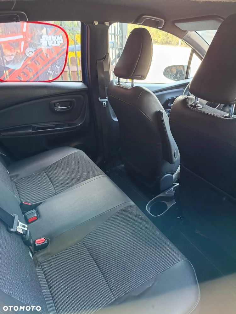 Toyota Yaris Hybrid 100 Dynamic - 16