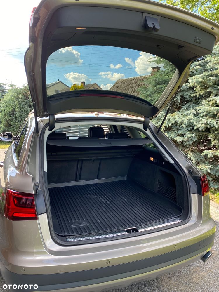Audi A6 Allroad - 11