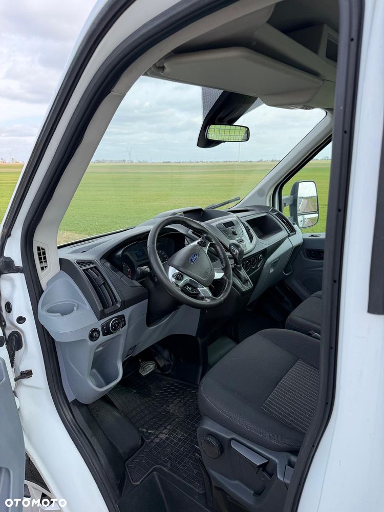 Ford Transit - 7