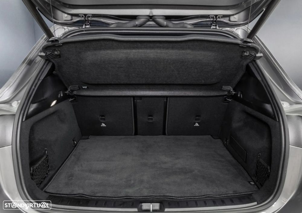 Mercedes-Benz EQA 250 AMG Line - 2