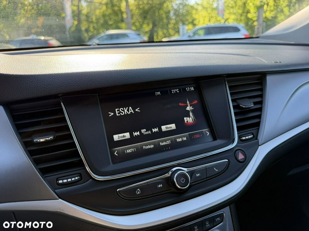 Opel Astra 1.4 T Enjoy S&S - 18