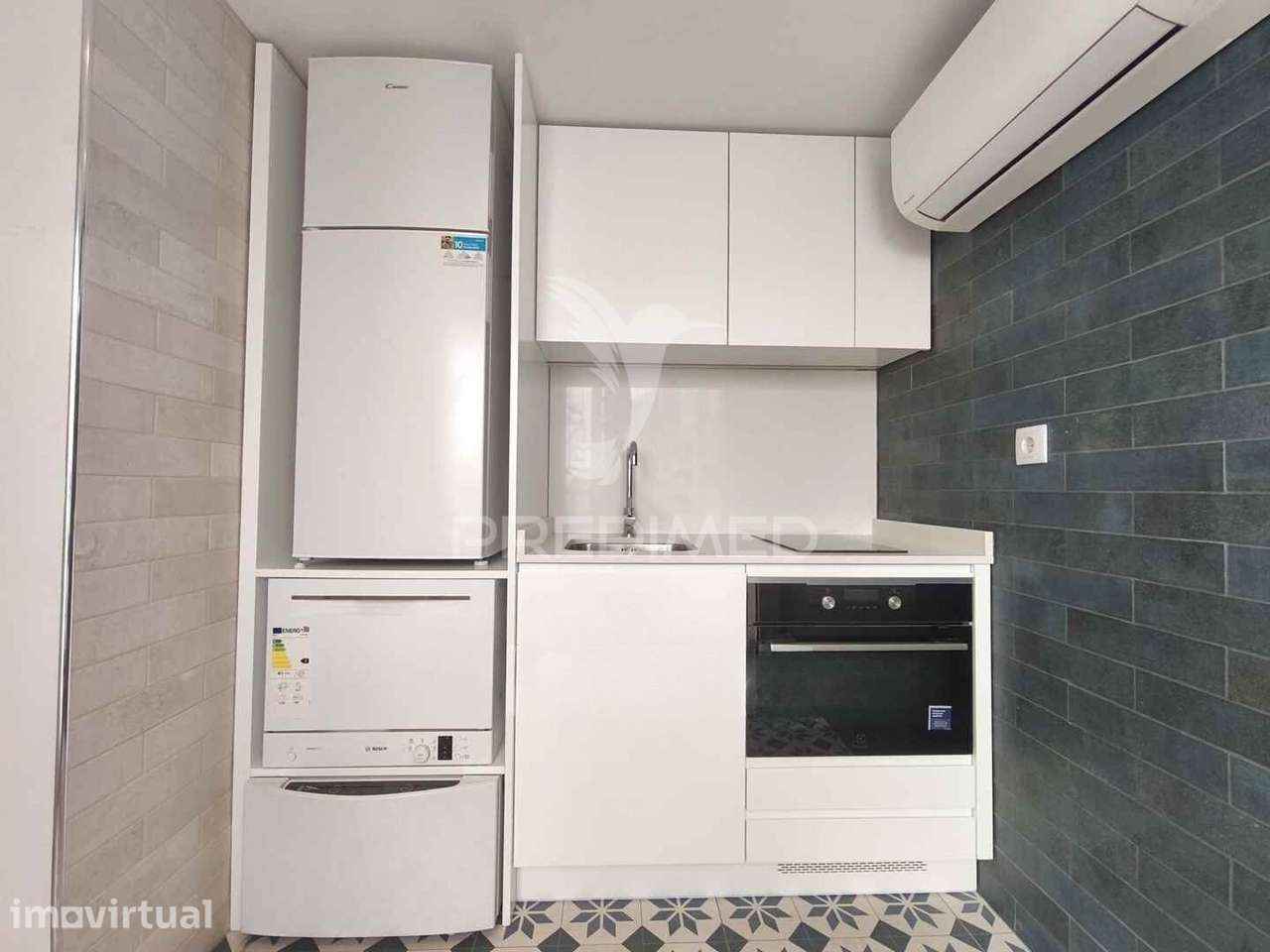 Apartamento T1 totalmente renovado em Campolide - Lisboa - Grande imagem: 5/19