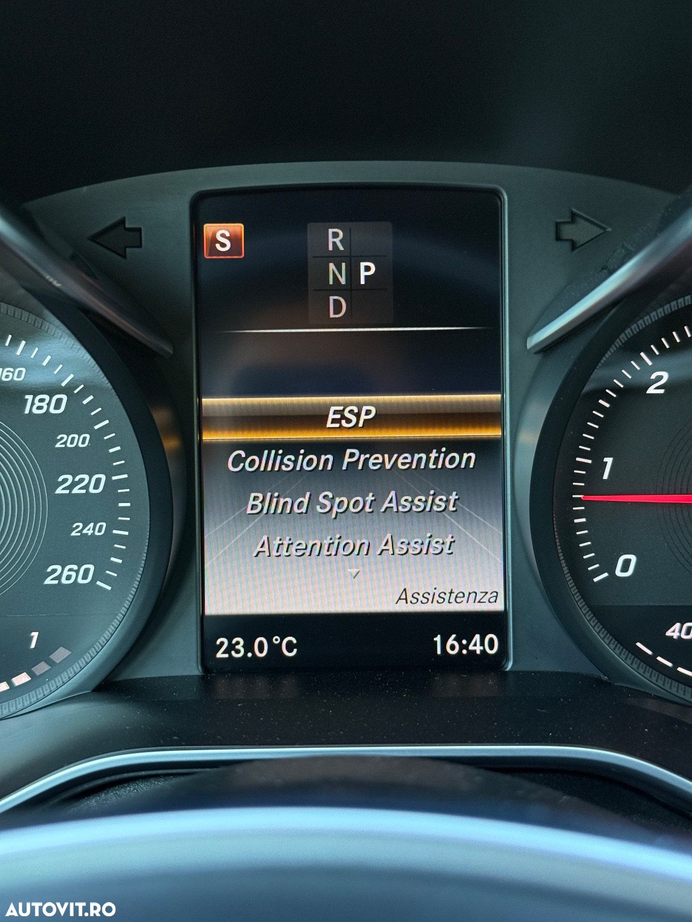 Mercedes-Benz C 250 d Coupe 9G-TRONIC AMG Line - 22