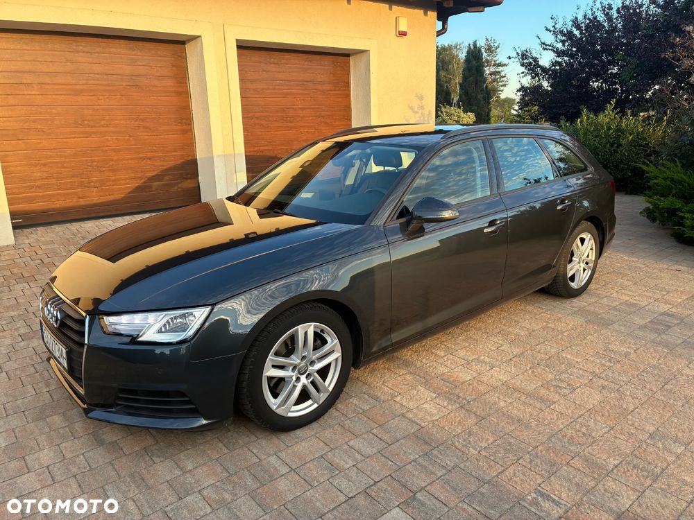 Audi A4 Avant - 1