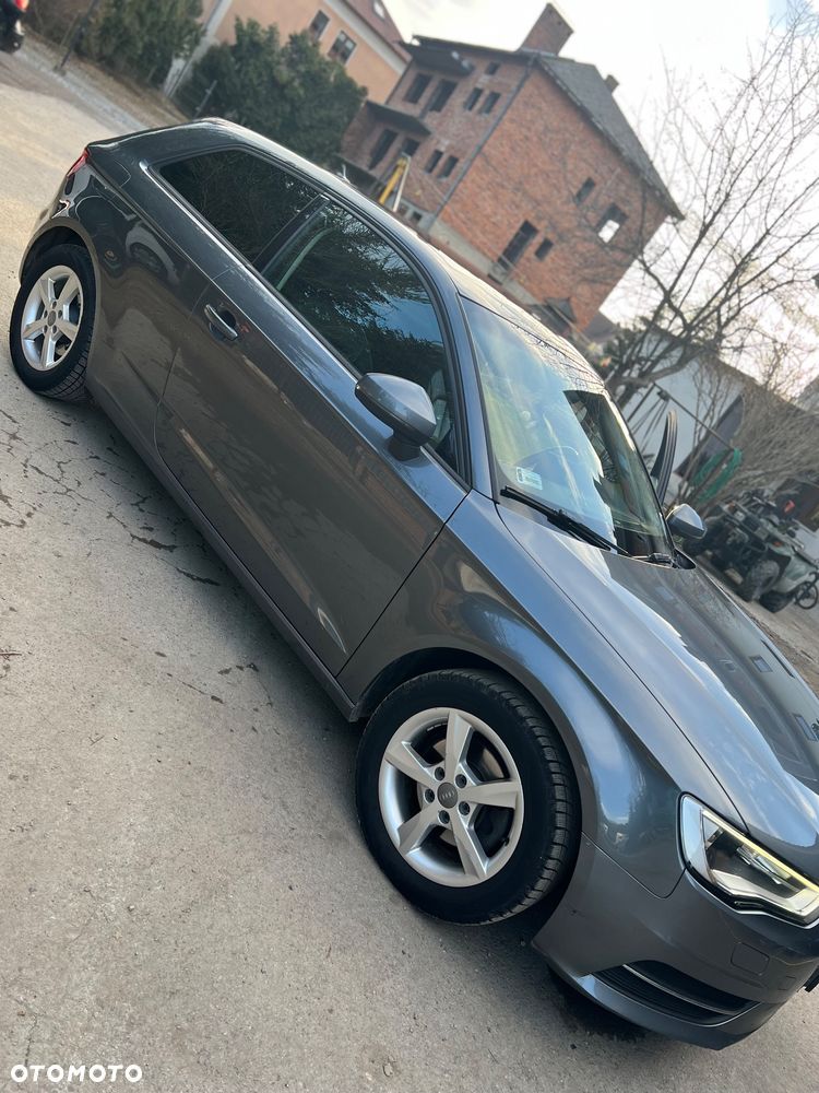 Audi A3 3-drzwiowe 1.4 TFSI Ambition - 10
