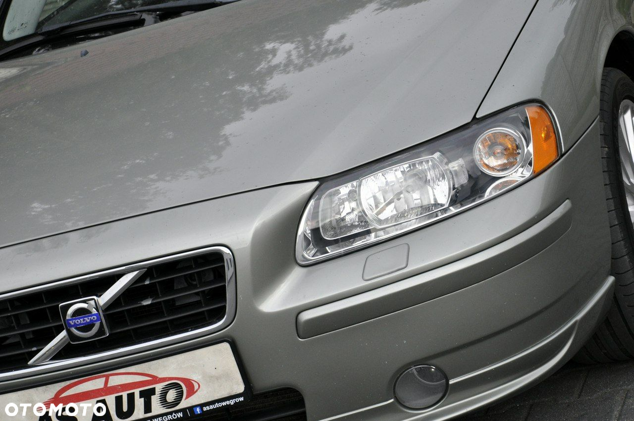 Volvo S60 2.4 Momentum - 22