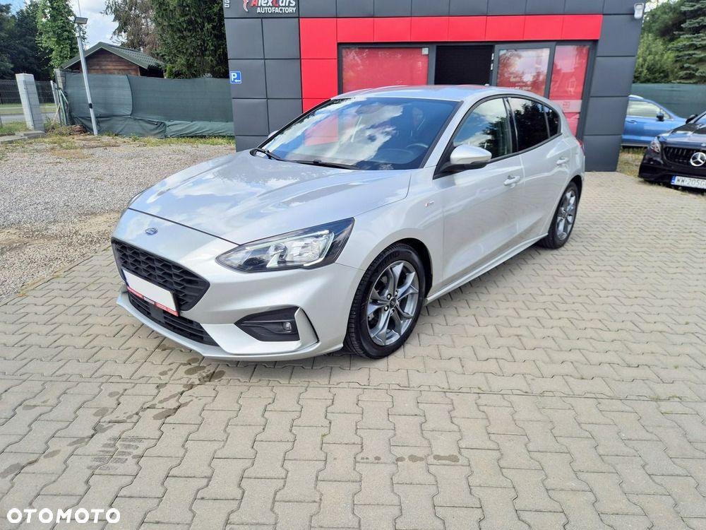 Ford Focus 1.0 EcoBoost Hybrid ST-LINE - 2