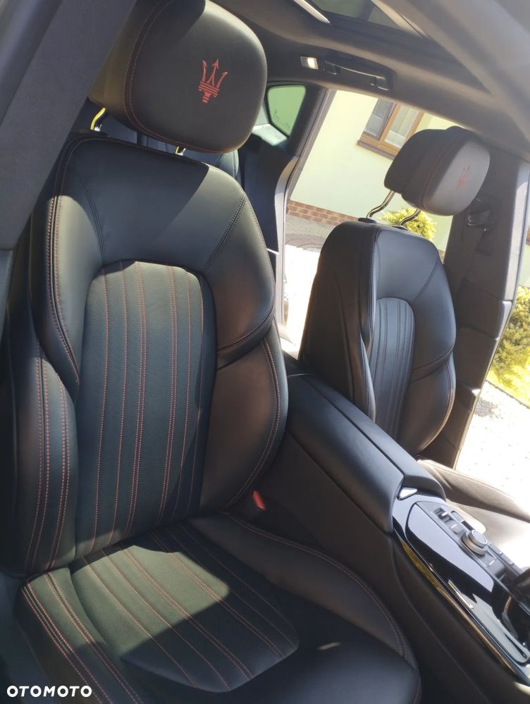 Maserati Levante Modena - 19