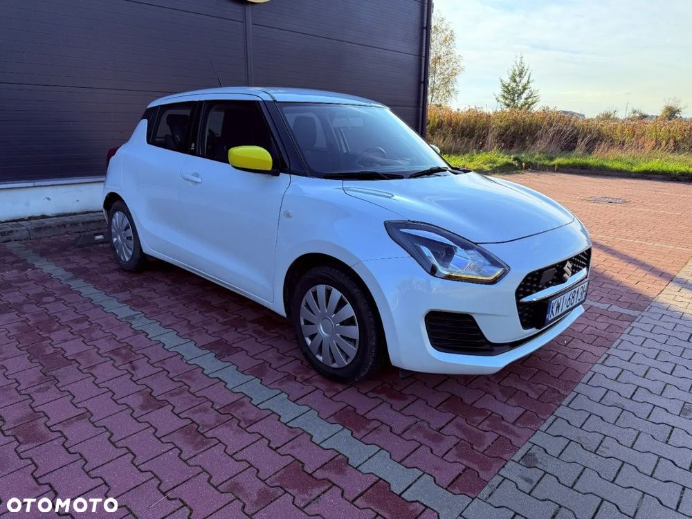 Suzuki Swift 2023 photo 3