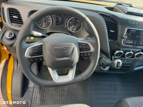 Iveco Daily 70C18 - 13