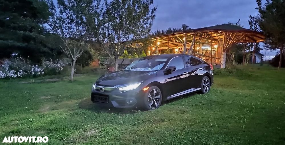 Honda Civic 1.5 VTEC Turbo Executive - 2
