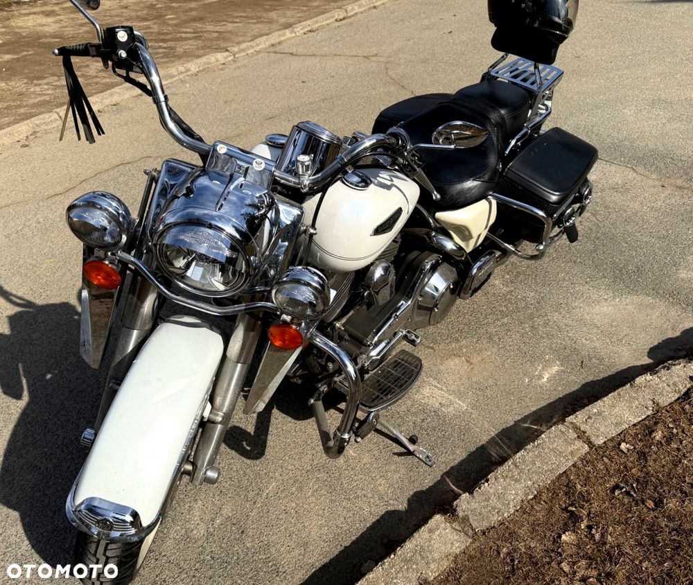 Harley-Davidson Touring Road King - 16