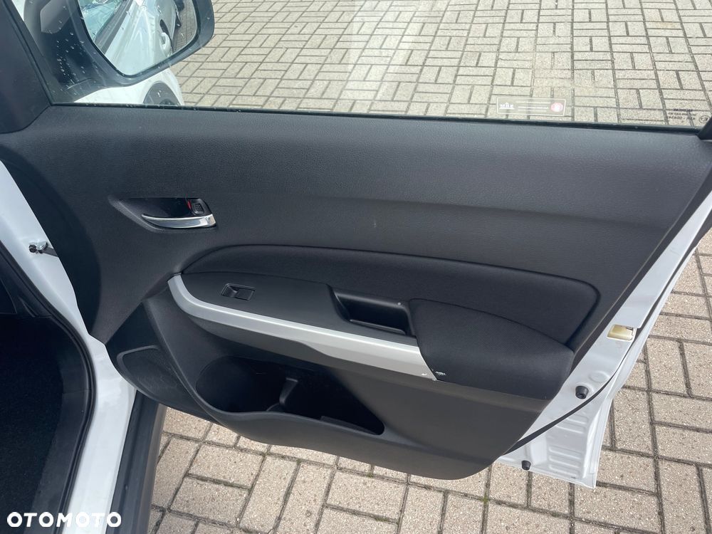 Suzuki Vitara 1.6 DDiS (4x4) Allgrip Comfort+ - 28
