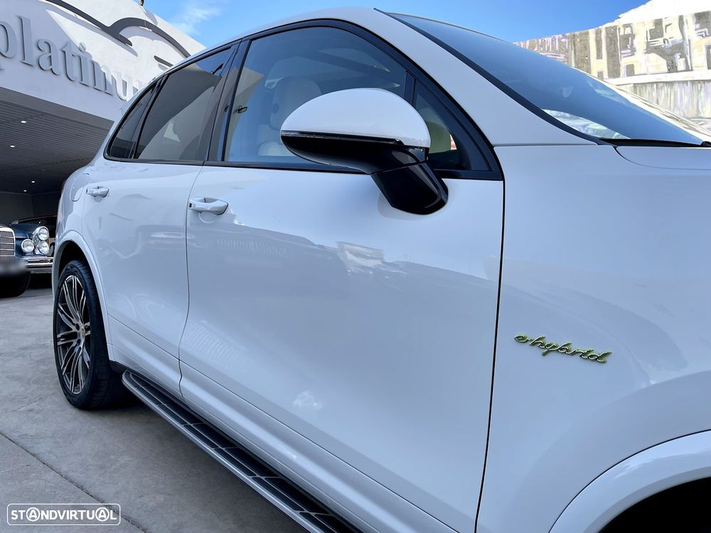 Porsche Cayenne S E-Hybrid - 49