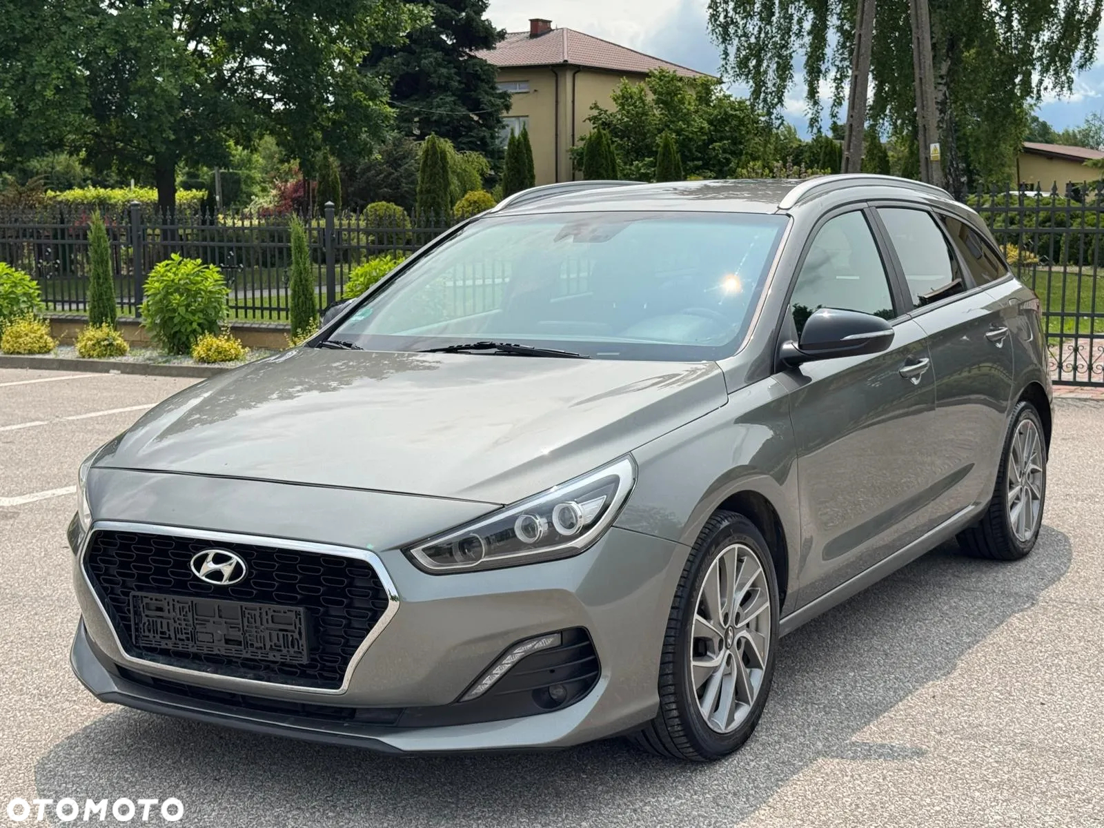 Hyundai i30 Fastback 1.4 T-GDI GPF Premium DCT - 11