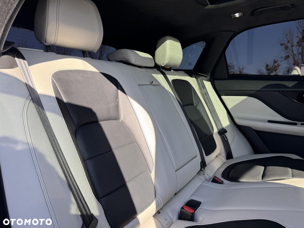 Jaguar F-Pace 3.0 V6 AWD S - 16
