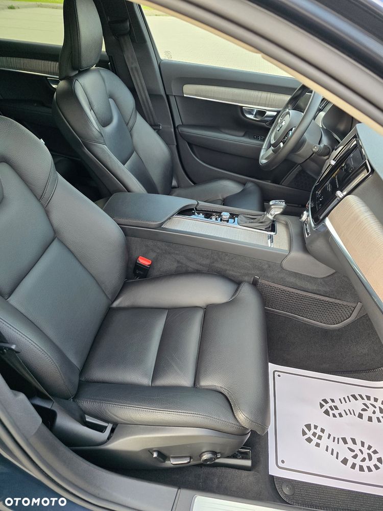 Volvo V90 Cross Country D5 AWD Geartronic - 24