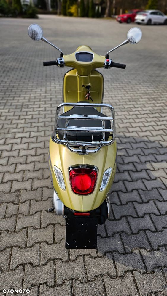 Piaggio Vespa - 17